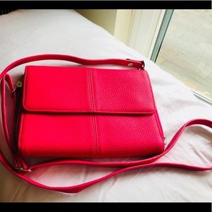 Thirty-One Tons of Funds convertible clutch